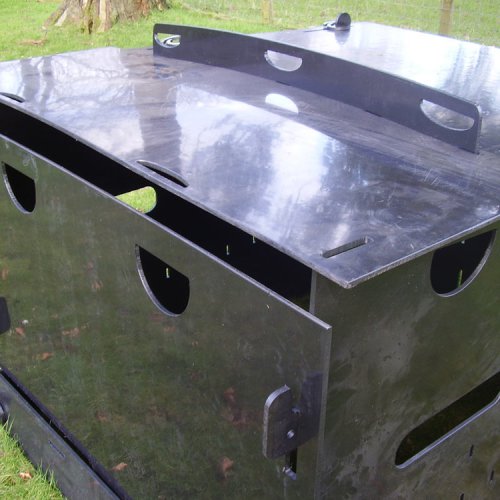 deluxe outdoor sheep pens from recycled plastic