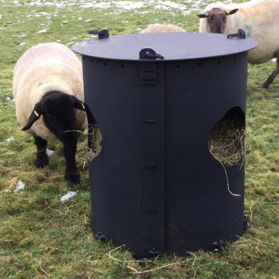 Covered Hay Saver Midi - Sheep